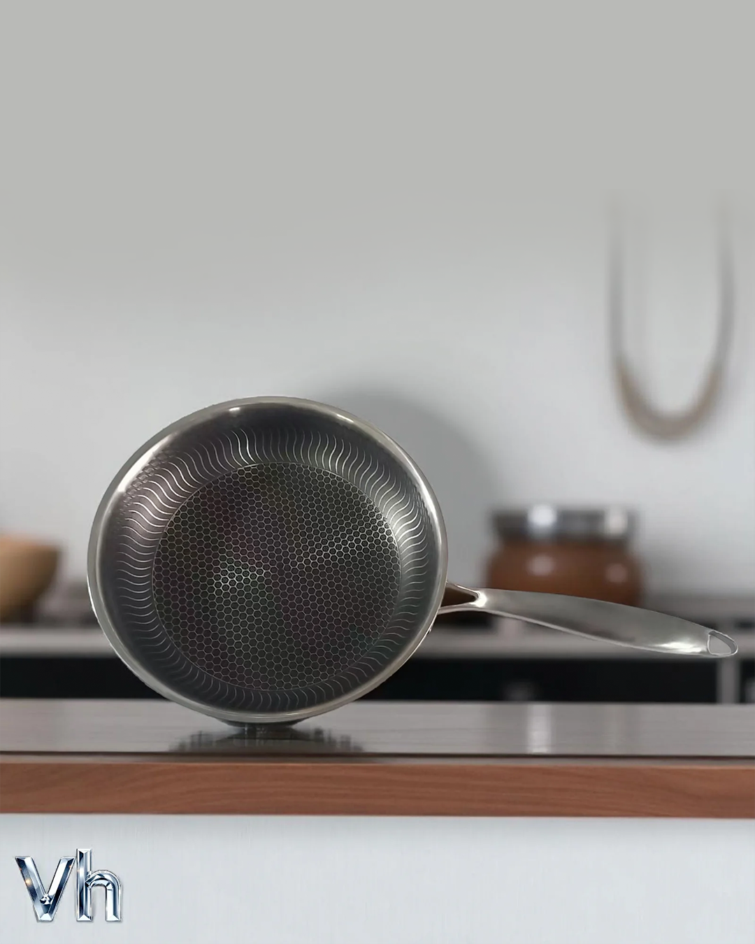 28cm Tri-Ply Honeycomb Frypan with Glass Lid - side view