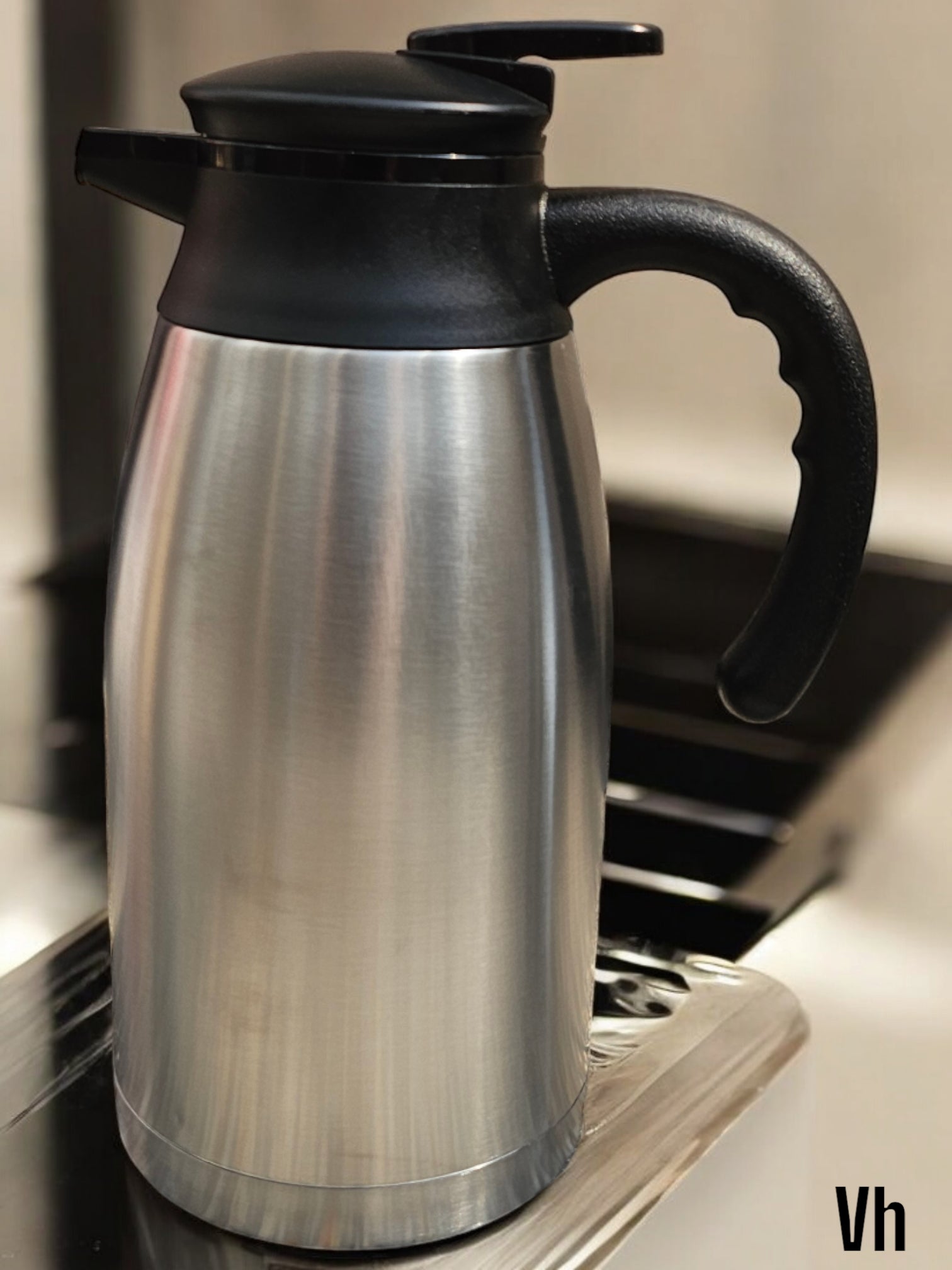 Insulated 304 Stainless Steel Double-Layer Kettle (1.6 L)